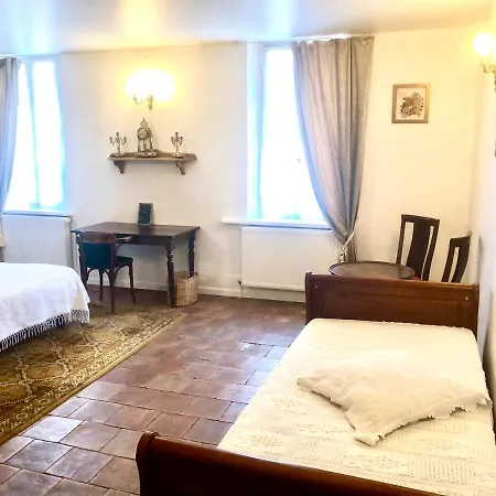 Konukevi Les Florentines 4*